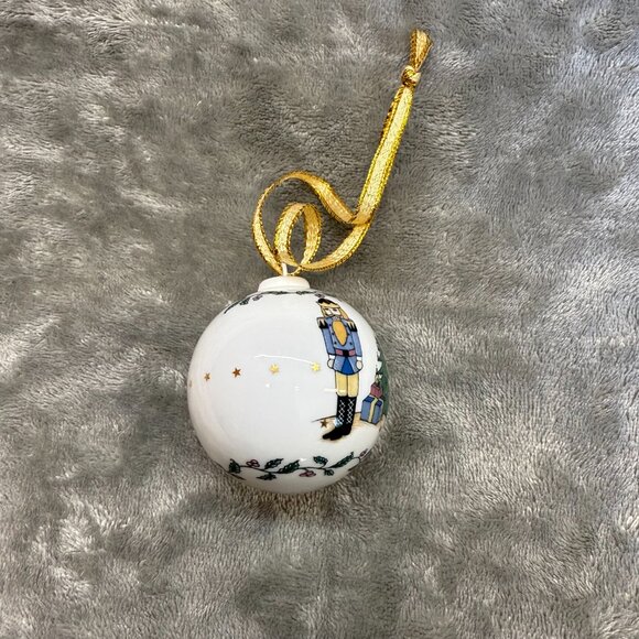 Vintage AK Kaiser christmas ornament porcelain ball w/ hand painted nutcracker - Picture 6 of 11